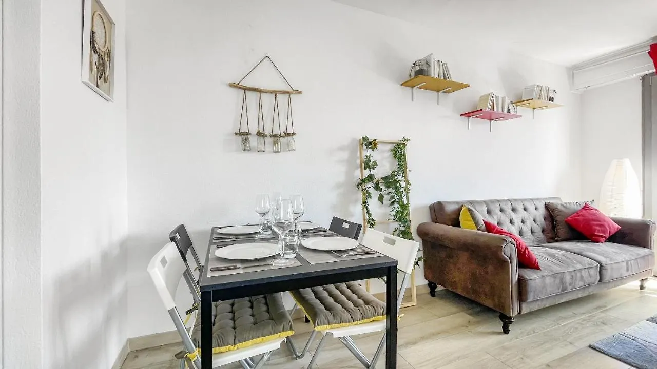 Homey Boheme - Proche Gare/Proche Centre/Wifi Annemasse France
